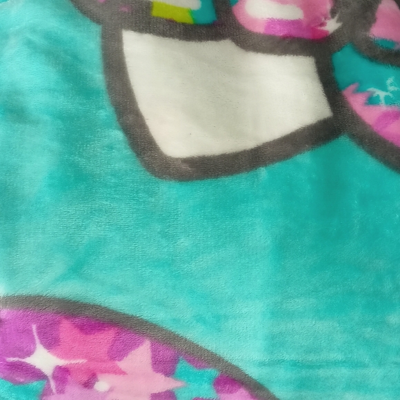 Hello kitty blanket - Picture 2 of 6